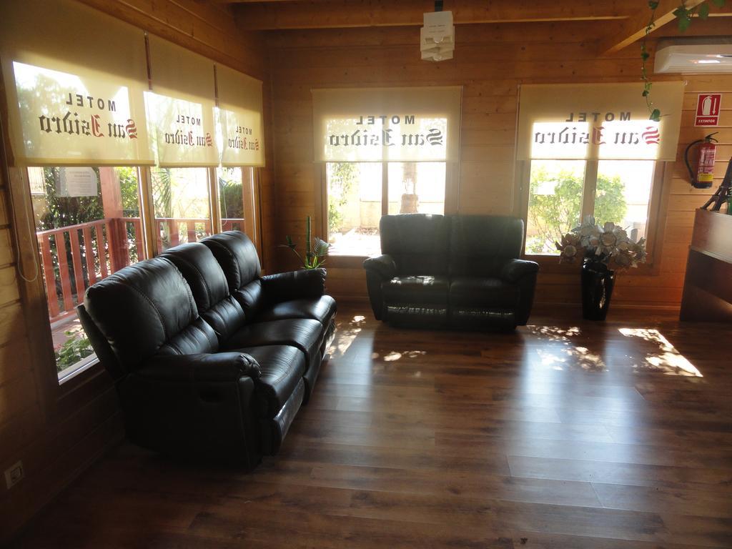 Motel San Isidro Villarrubio Luaran gambar
